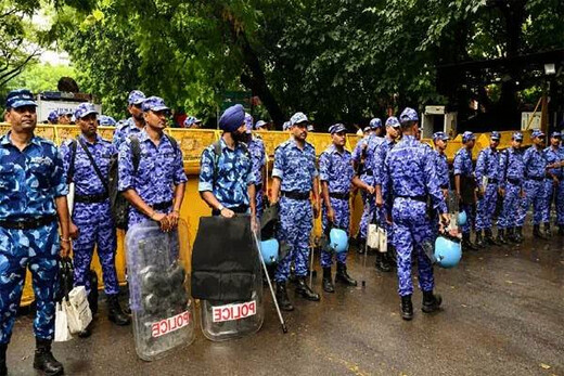 विरोध प्रदर्शनों के बीच दिल्ली में सुरक्षा का अभेद्य घेरा, 2,000 अतिरिक्त CRPF जवानों की तैनाती